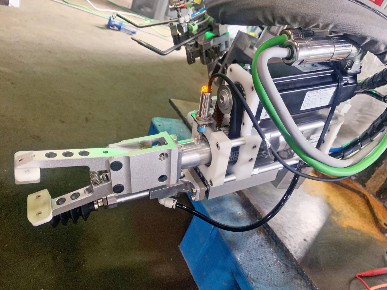 防爆伺服电机在自动加油机上方案